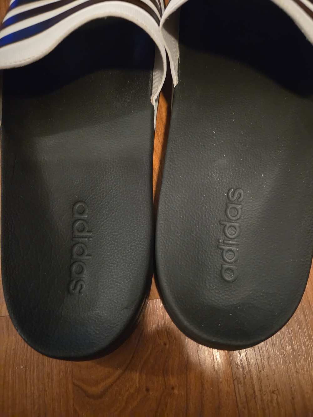 Adidas Men’s Black & White Size 13  Slide Sandals - Picture 8 of 11